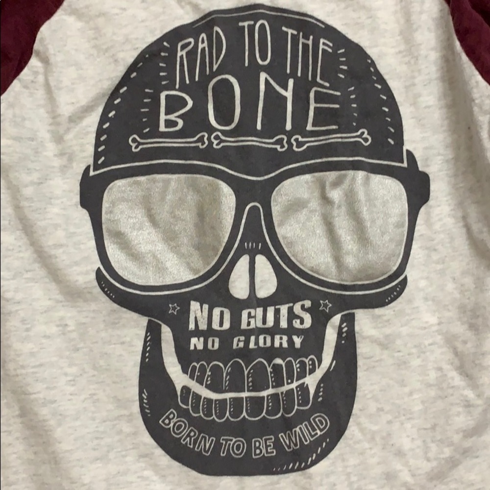 Carter’s graphic tee - Picture 2 of 3